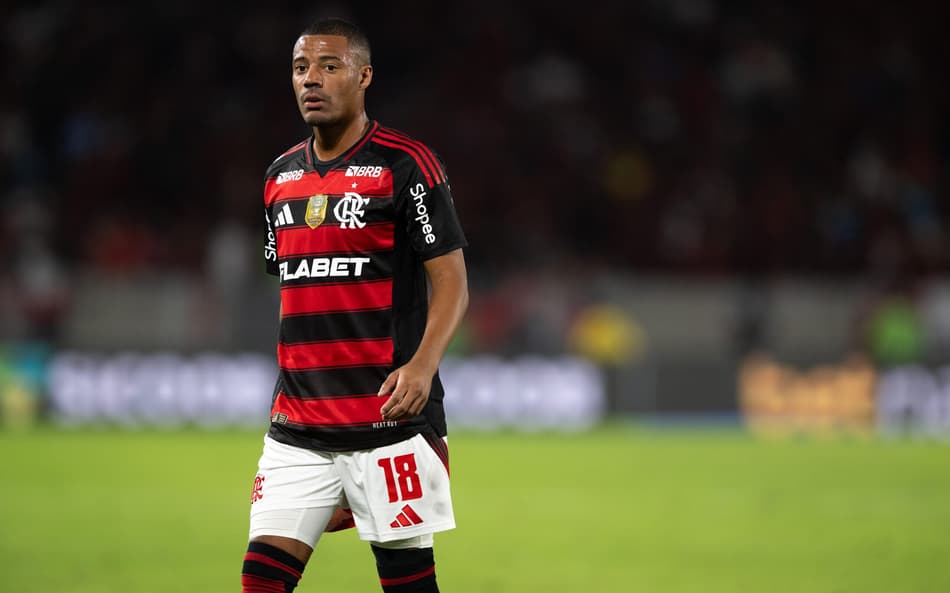 Entenda condição física e prazo de retorno de De la Cruz no Flamengo