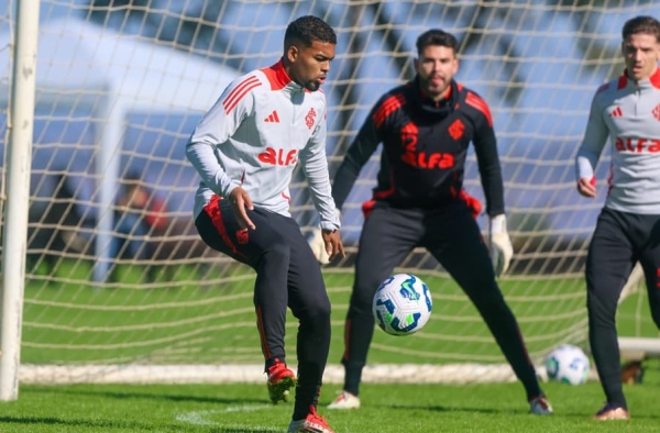 Escalação de Internacional x Vasco: Roger Machado muda ataque