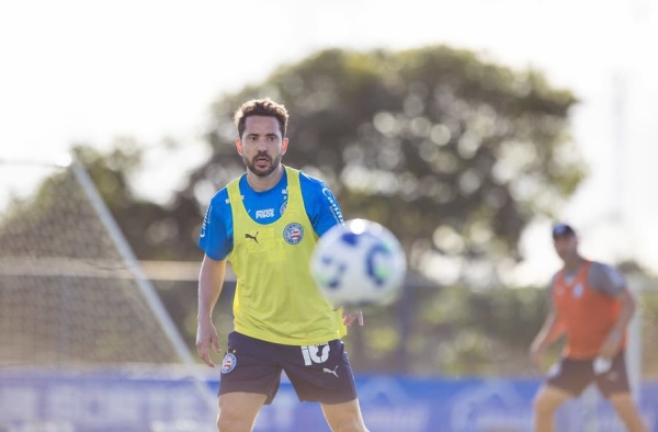 Escalação do Bahia contra o Juventude tem mudança no gol e retorno de capitão