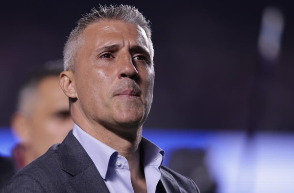 Escalação do São Paulo: Crespo define time e muda defesa para enfrentar o Juventude