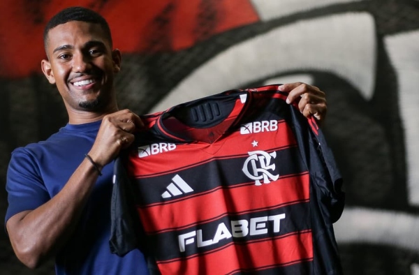 Flamengo anuncia a contratação de Samuel Lino, que manda recado para torcida