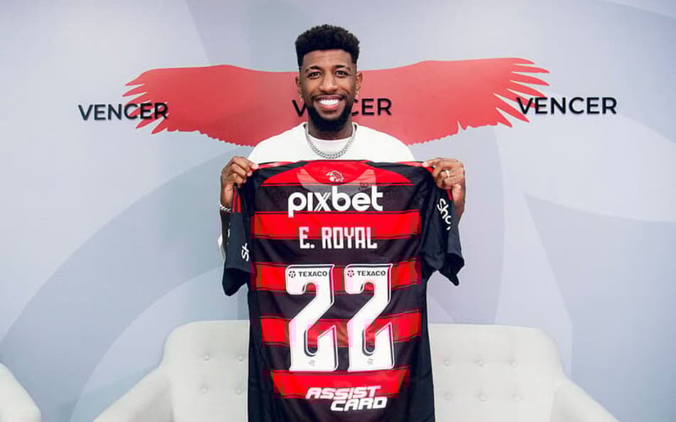 Flamengo regulariza Emerson Royal, que pode estrear contra o Atlético-MG