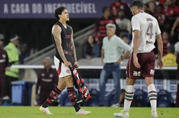 Fluminense jogou por uma bola, mas foi Pedro quem a encontrou