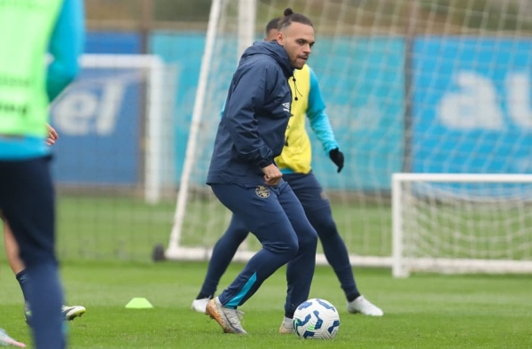 Grêmio deve ter retornos no ataque para o jogo contra o Vasco