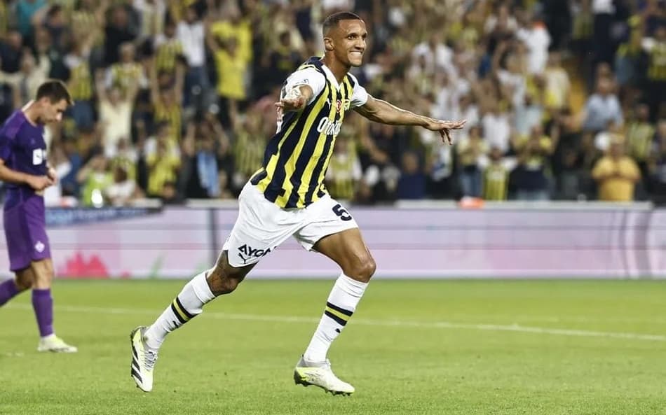 Internacional está interessado em zagueiro que joga na Turquia