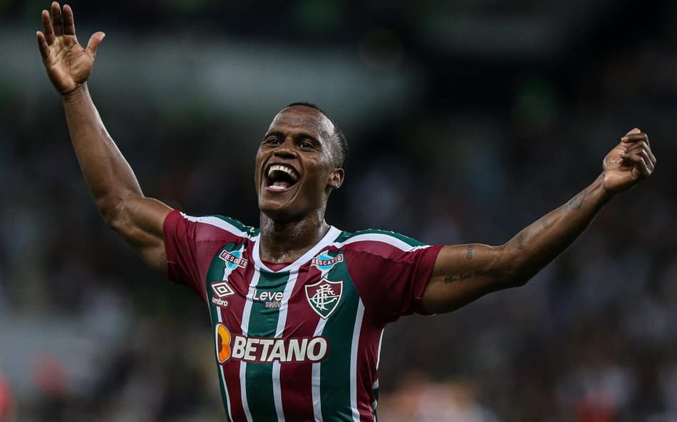 Jhon Arias explica saída do Fluminense e promete retorno: ‘Um dia vou voltar’
