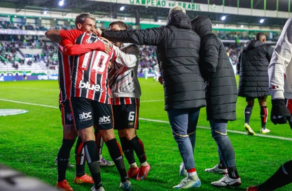 Luciano compara rivais do São Paulo ao Real Madrid após vitória no Brasileirão