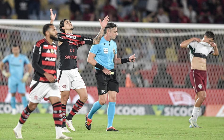 Melhores Momentos: Pedro decide, e Flamengo bate o Fluminense pelo Brasileirão