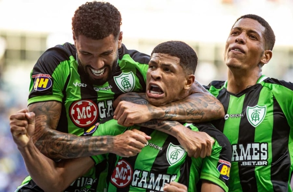 Mercado da bola: mais dois possíveis reforços no Cruzeiro