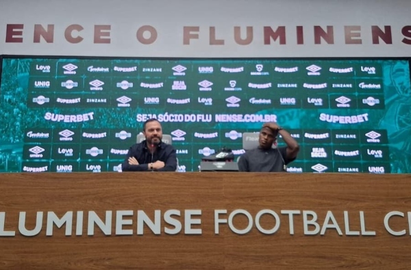 Presidente do Fluminense desabafa em adeus de Arias do clube: ‘Não é justo’