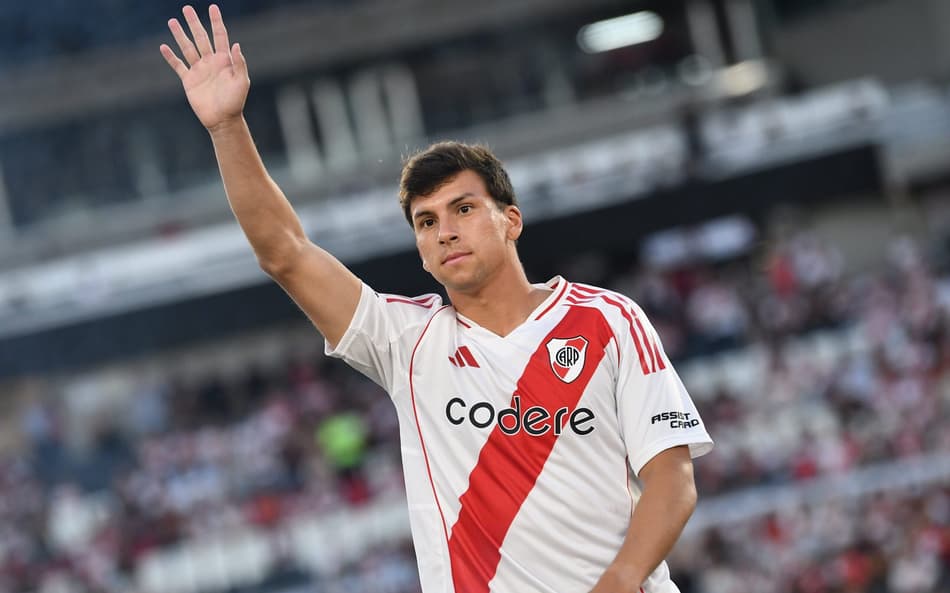 Quem é e como joga Gonzalo Tapia, alvo do São Paulo?