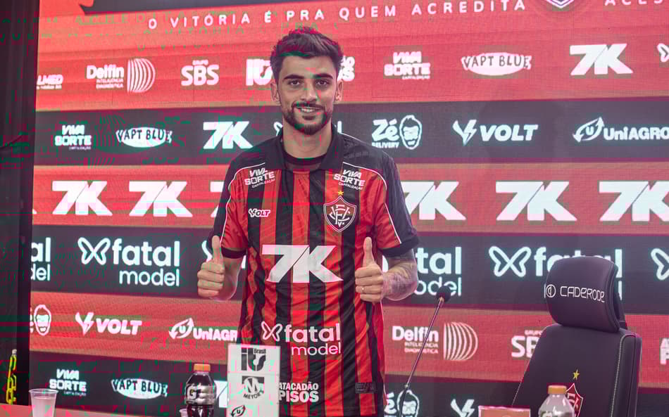 Reforço do Vitória, Rúben Ismael realiza sonho no Brasil e destaca: ‘Sou raçudo’