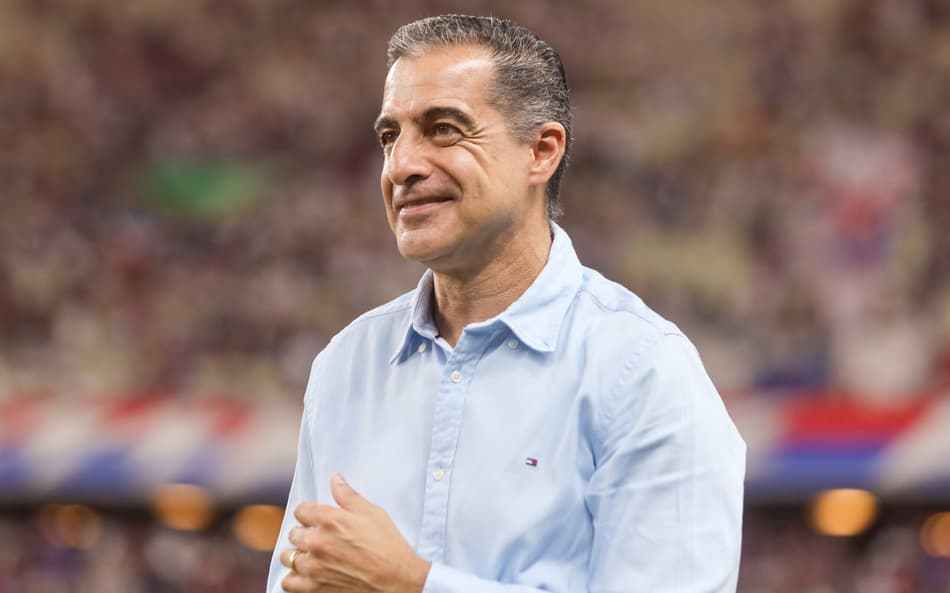 Renato Paiva conquista primeira vitória no comando do Fortaleza