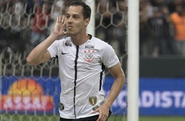 Rodriguinho aponta caminho ao Corinthians contra o São Paulo: ‘Motivação especial’