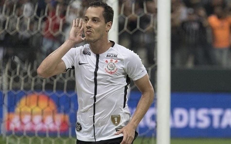 Rodriguinho aponta caminho ao Corinthians contra o São Paulo: ‘Motivação especial’