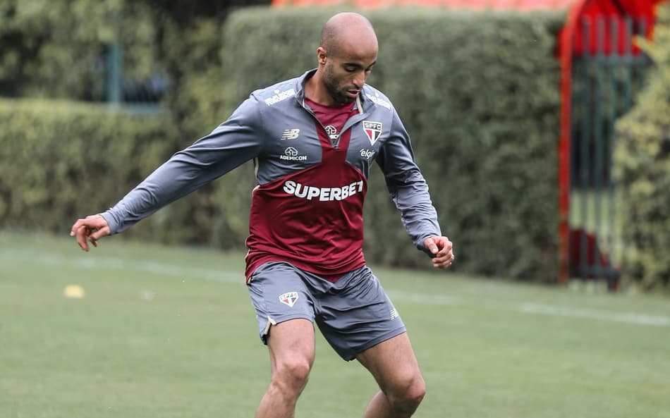 São Paulo: Ferreira e Lucas Moura avançam em recuperação