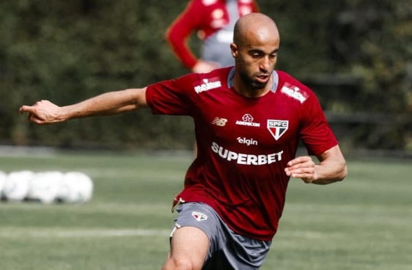 São Paulo se reapresenta sem folga e com novidades após derrota contra o Flamengo
