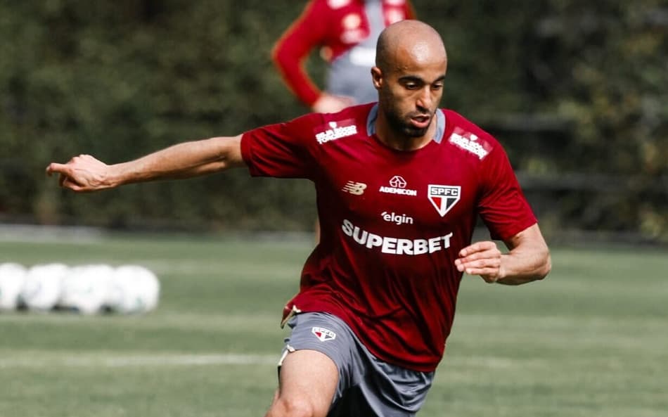 São Paulo se reapresenta sem folga e com novidades após derrota contra o Flamengo
