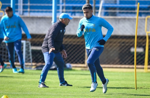Sem Cuéllar e com Arezo: confira a provável escalação do Grêmio para a Recopa Gaúcha