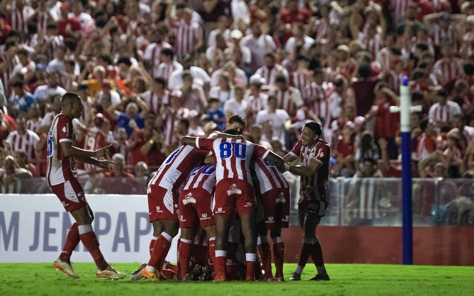 Série C: Náutico vence o líder Caxias; Anápolis faz dever de casa e bate Guarani