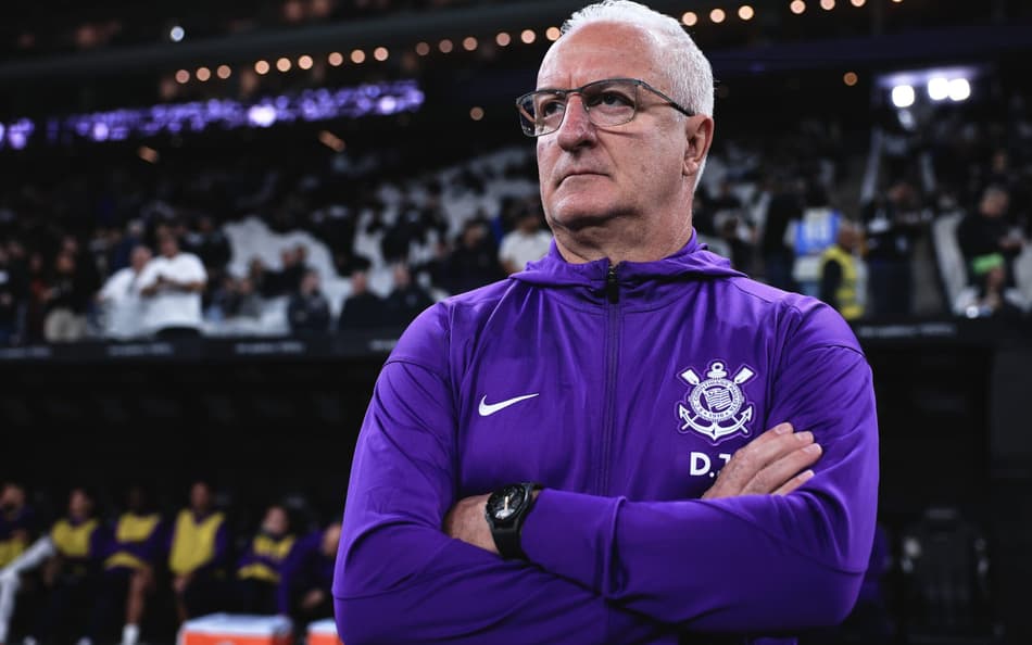 Torcedores mandam recado para Dorival após jogo do Corinthians no Brasileirão